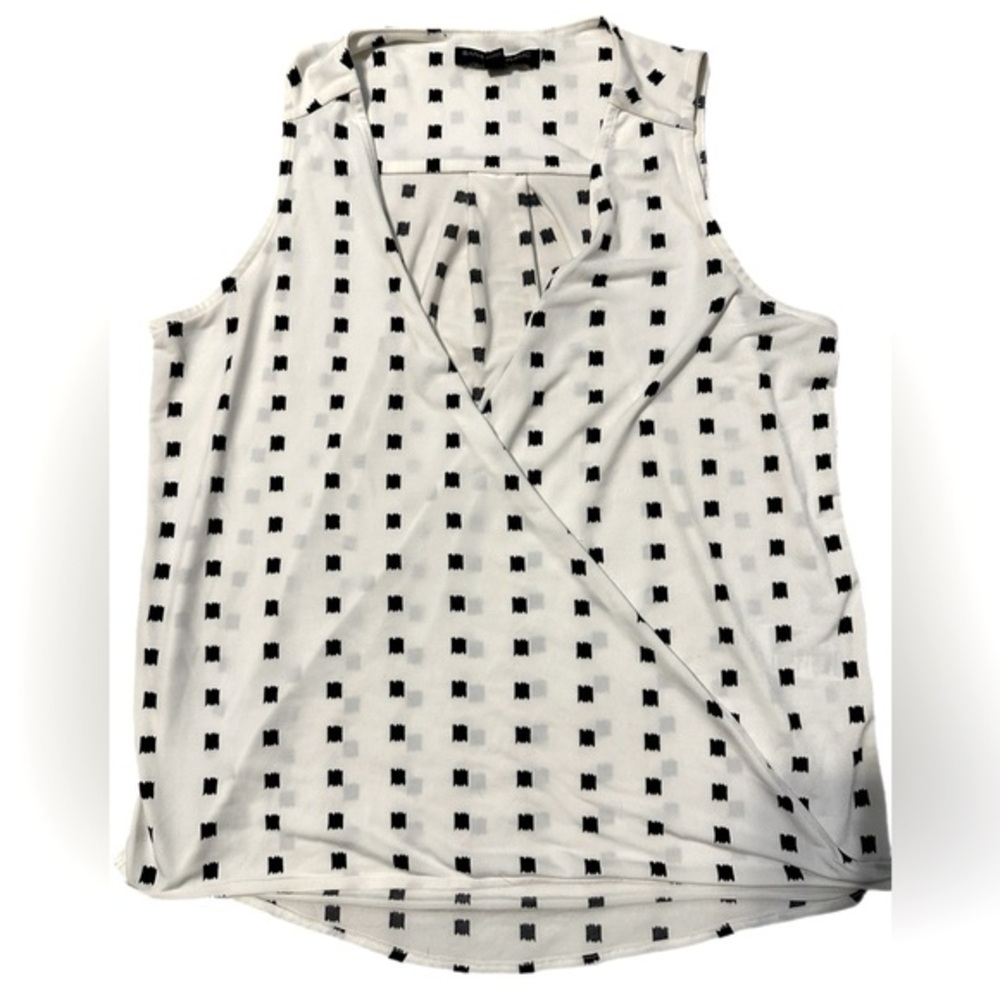 White and black banana republic xs tank top